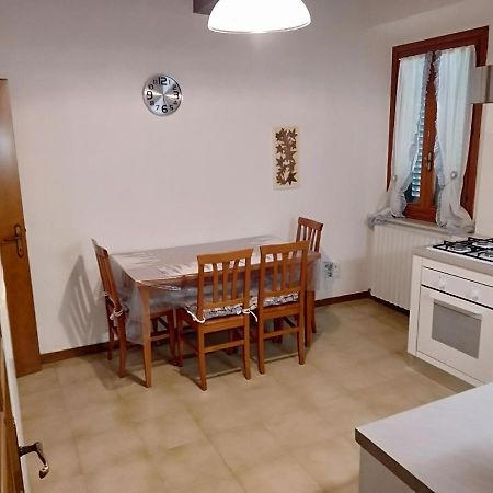 La Casa Di Elisa Apartment วินชี ภายนอก รูปภาพ