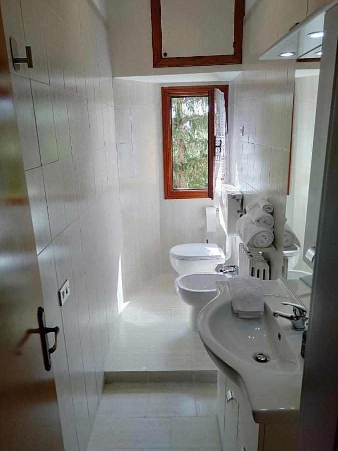 La Casa Di Elisa Apartment วินชี ภายนอก รูปภาพ